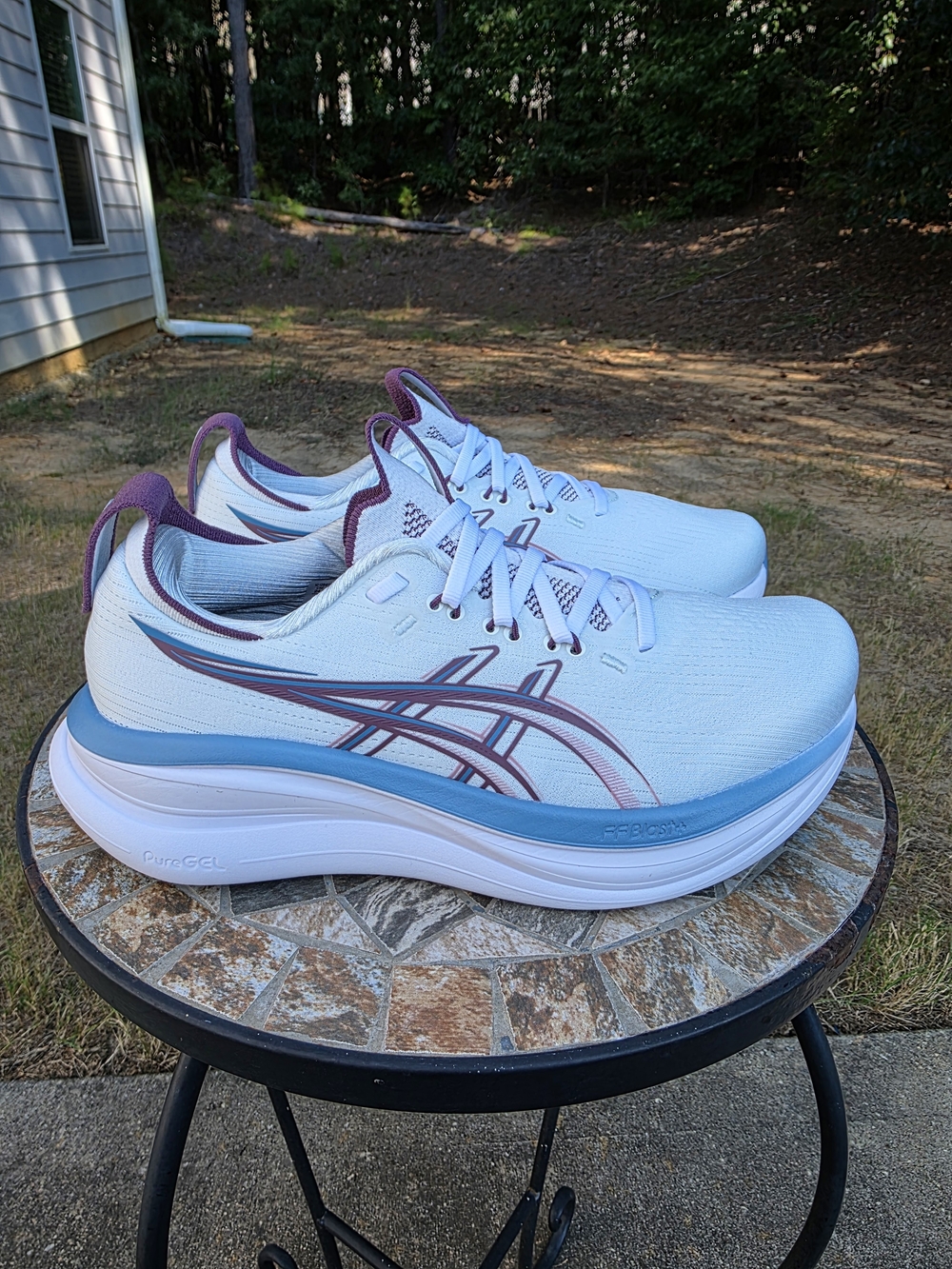 Asics Gel-Nimbus 28 1012B917 Arctic Blue Running Shoes Women Sz 7.5 Wide Worn 2x